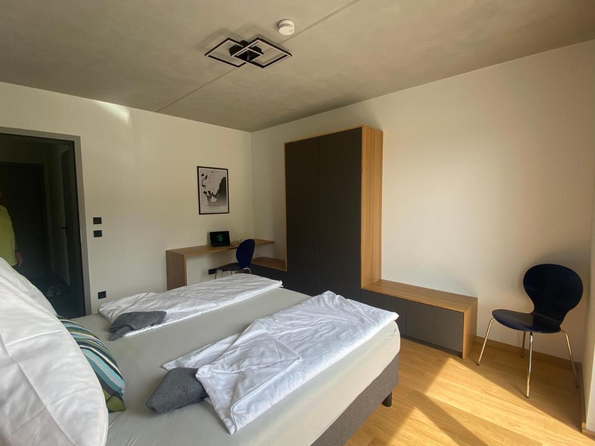 Ferienwohnung Neubau Gruener Wolpertinger Designwhg 106Qm Barrierefrei Breitbrunn am Chiemsee Exterior foto