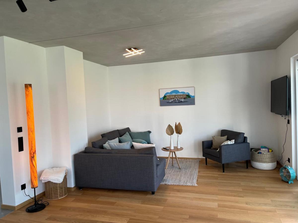 Ferienwohnung Neubau Gruener Wolpertinger Designwhg 106Qm Barrierefrei Breitbrunn am Chiemsee Exterior foto