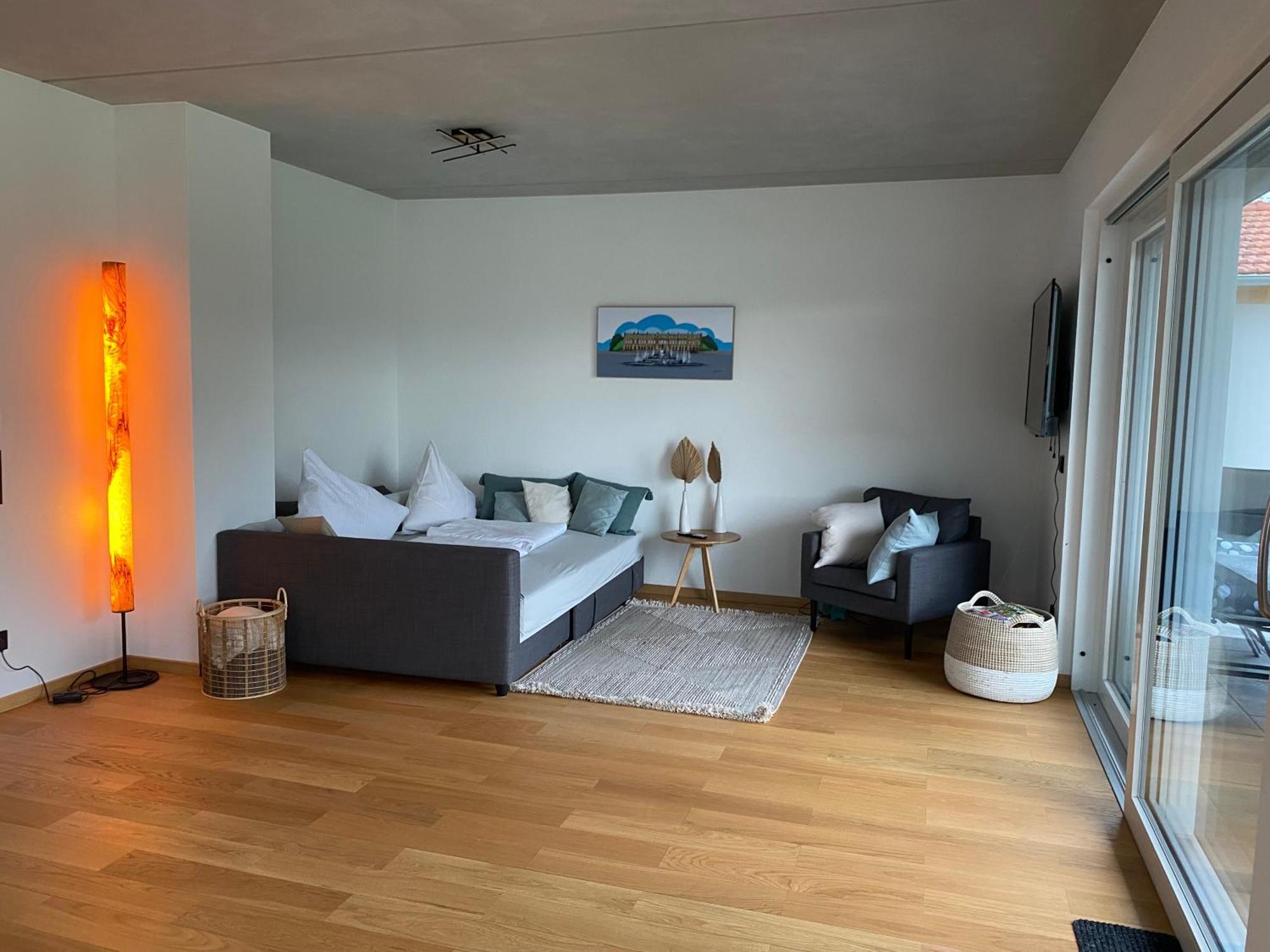 Ferienwohnung Neubau Gruener Wolpertinger Designwhg 106Qm Barrierefrei Breitbrunn am Chiemsee Exterior foto